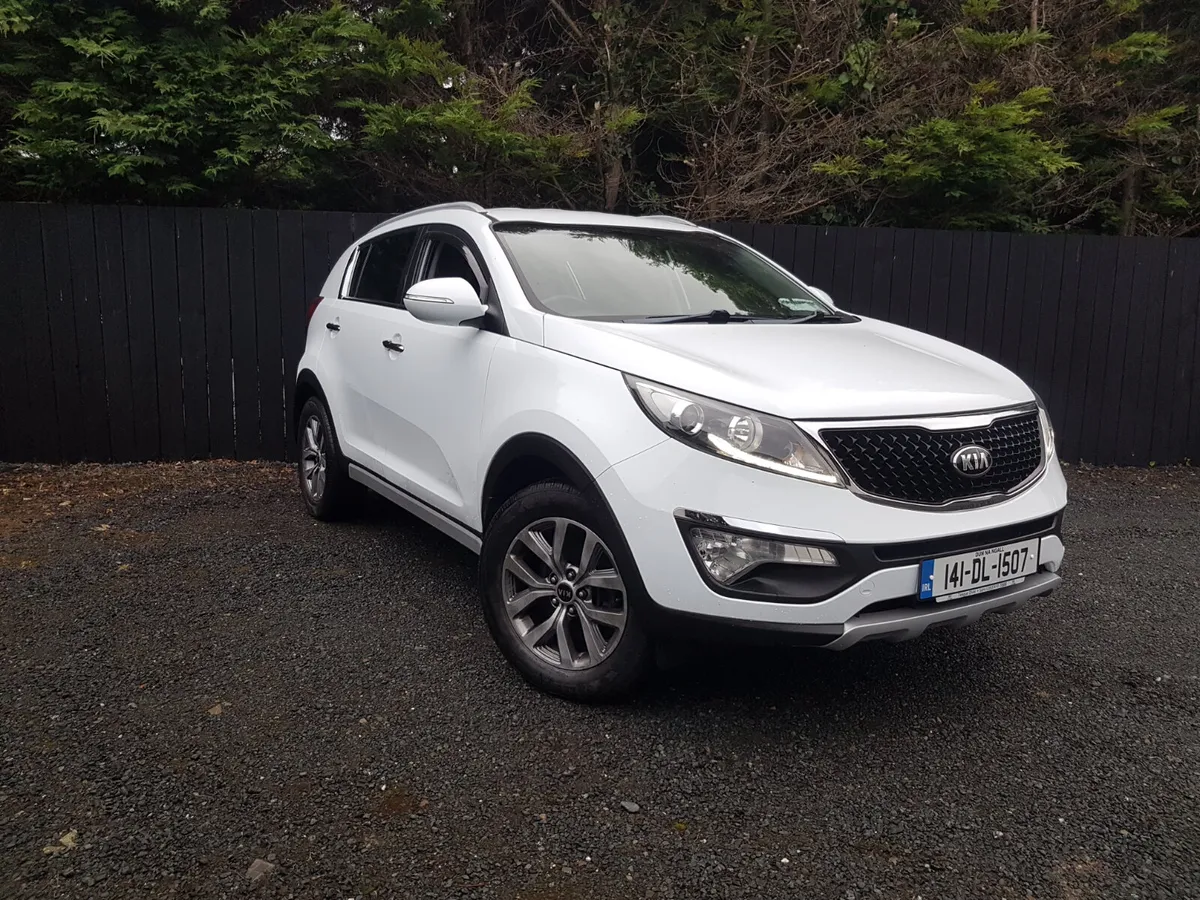 141 SPORTAGE .. LEATHER SEATS..NCT TODAY - Image 2