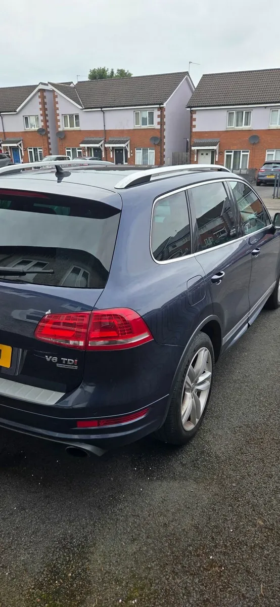 Volkswagen Touareg 2014 - Image 1