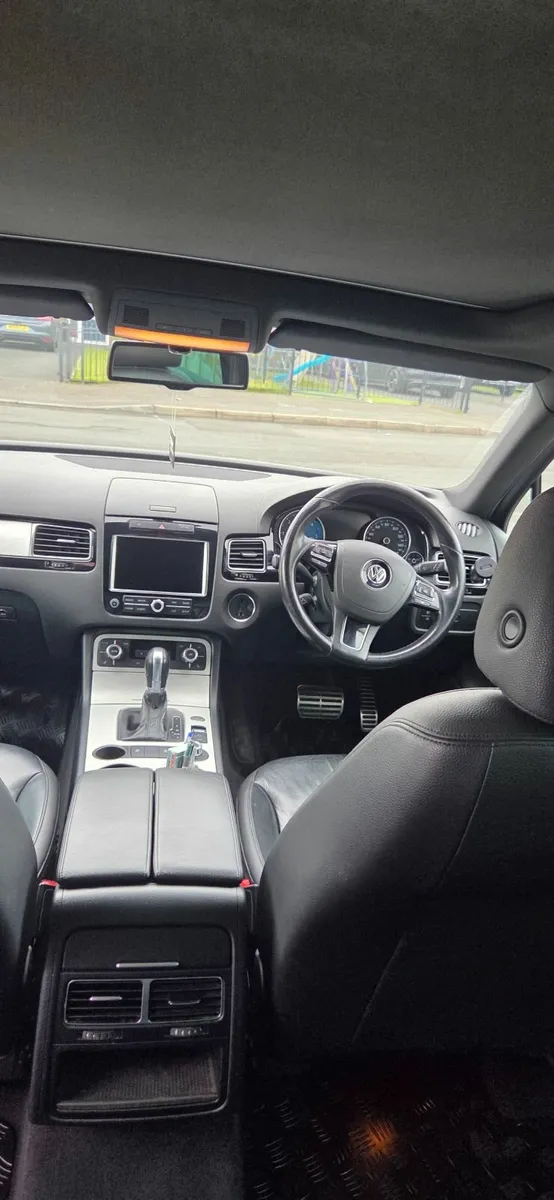 Volkswagen Touareg 2014 - Image 3