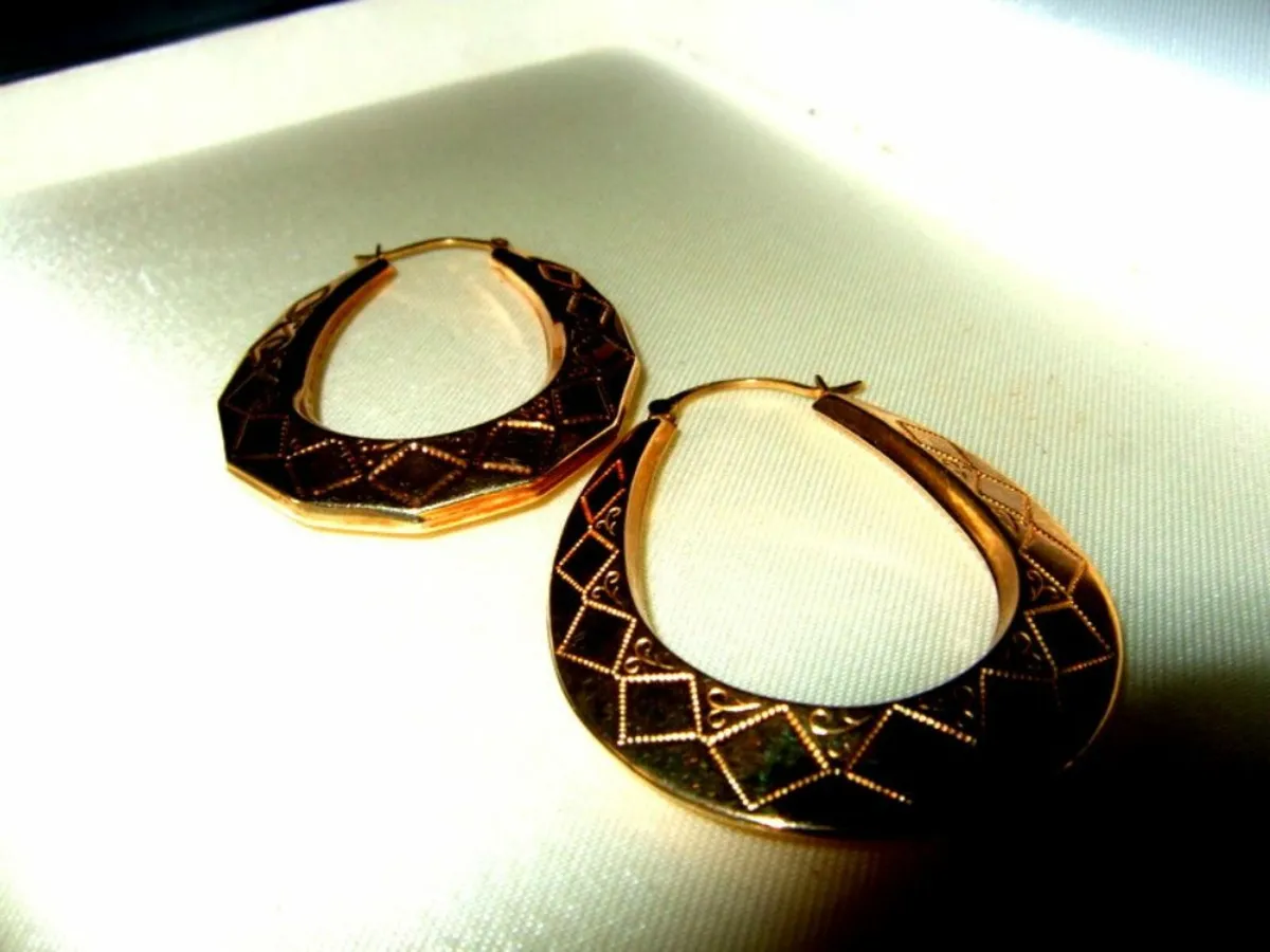 Vintage Hallmarked 9ct Large Hoop Earrings - Image 3