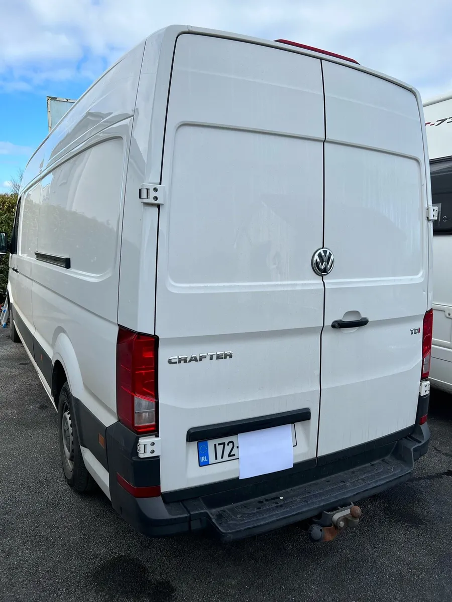 Volkswagen Crafter Campervan - Image 2