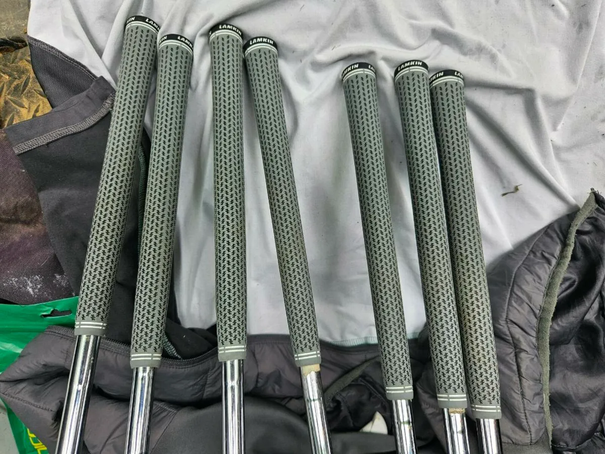 Titleist T100 Irons - Image 4