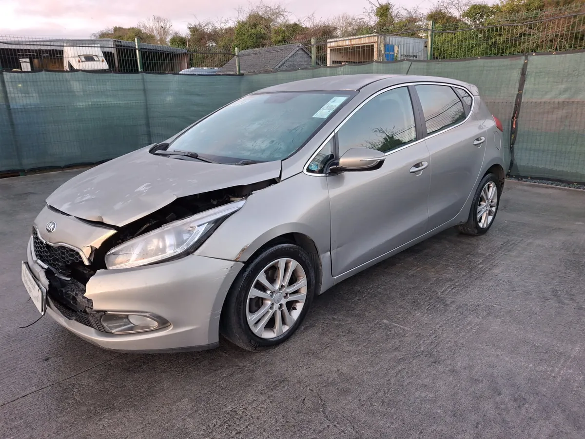 2013 Kia Ceed 1.6L Diesel - Image 2