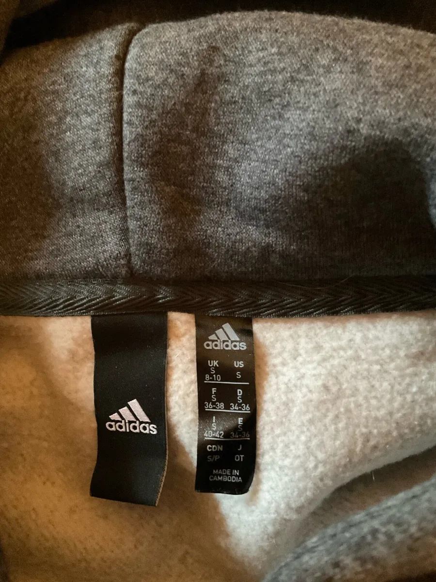 HOODIES - Image 3