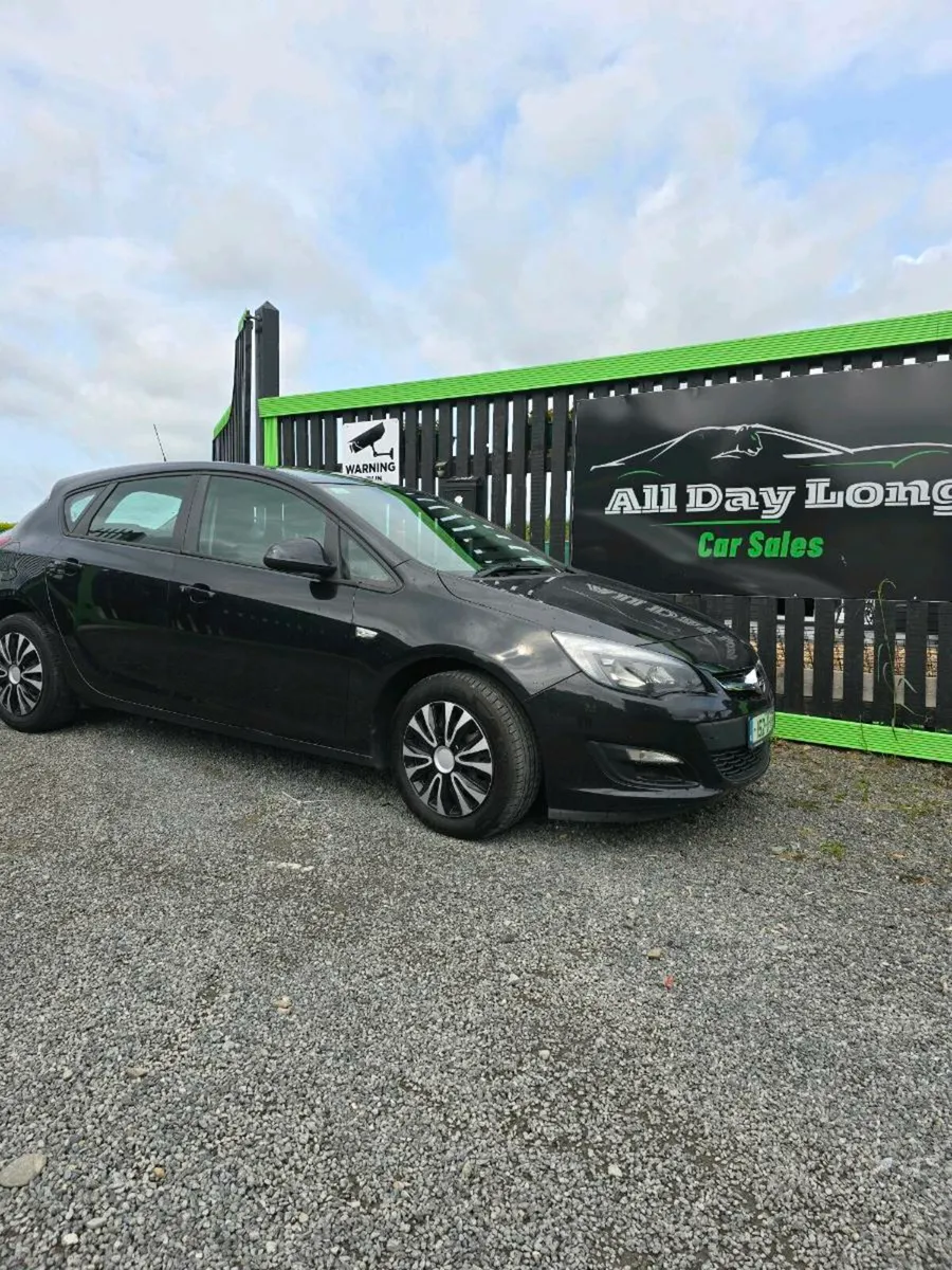car - Image 1