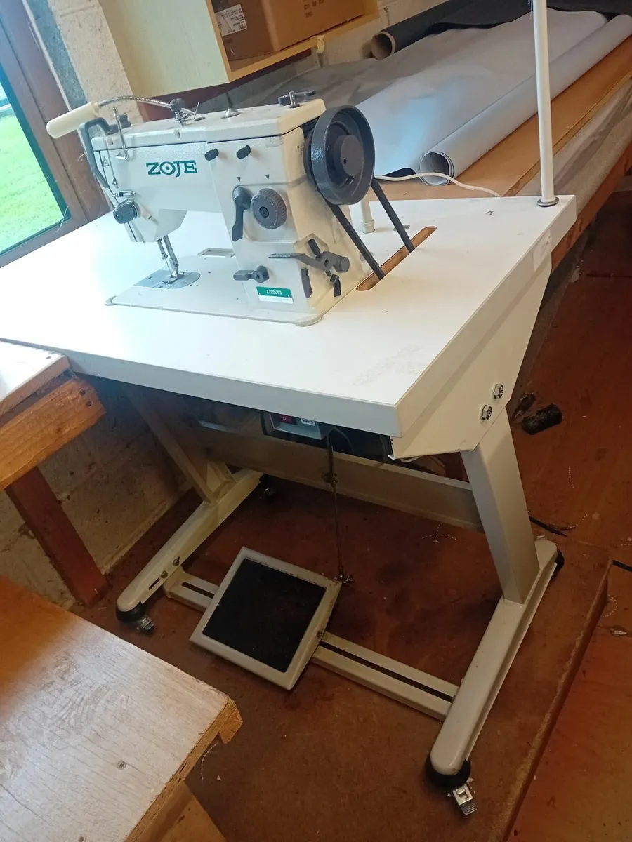 Sewing machine - Image 4