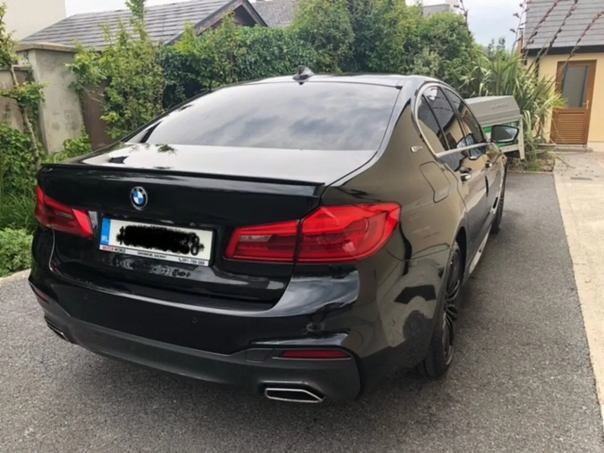 BMW 530e 2017-2019 Rear Diffuser - Image 1
