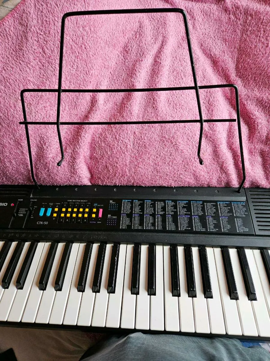 Casio Keyboard (CTK- 50) - Image 1
