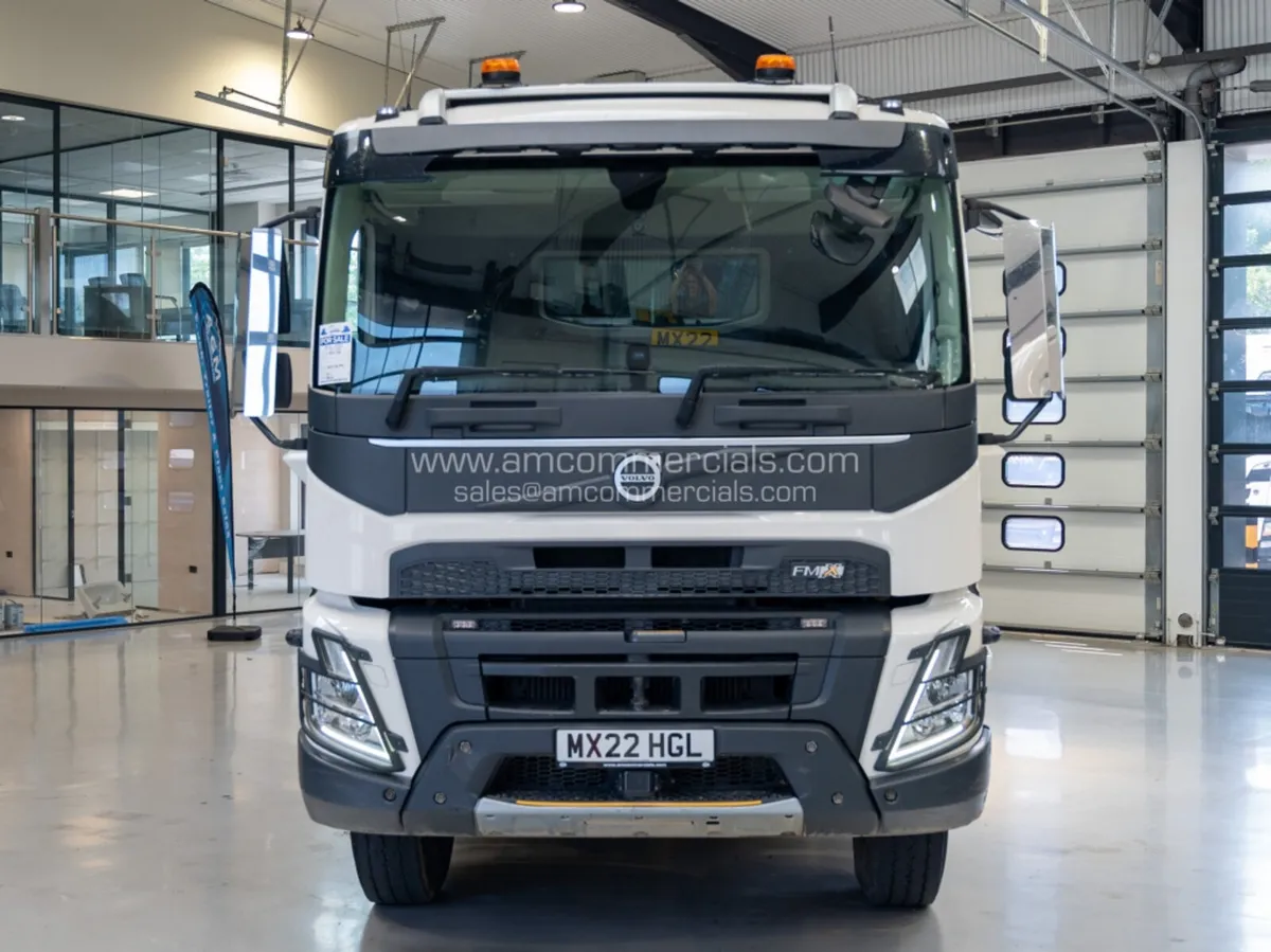 2022 VOLVO FMX 420 8X4 - Image 3