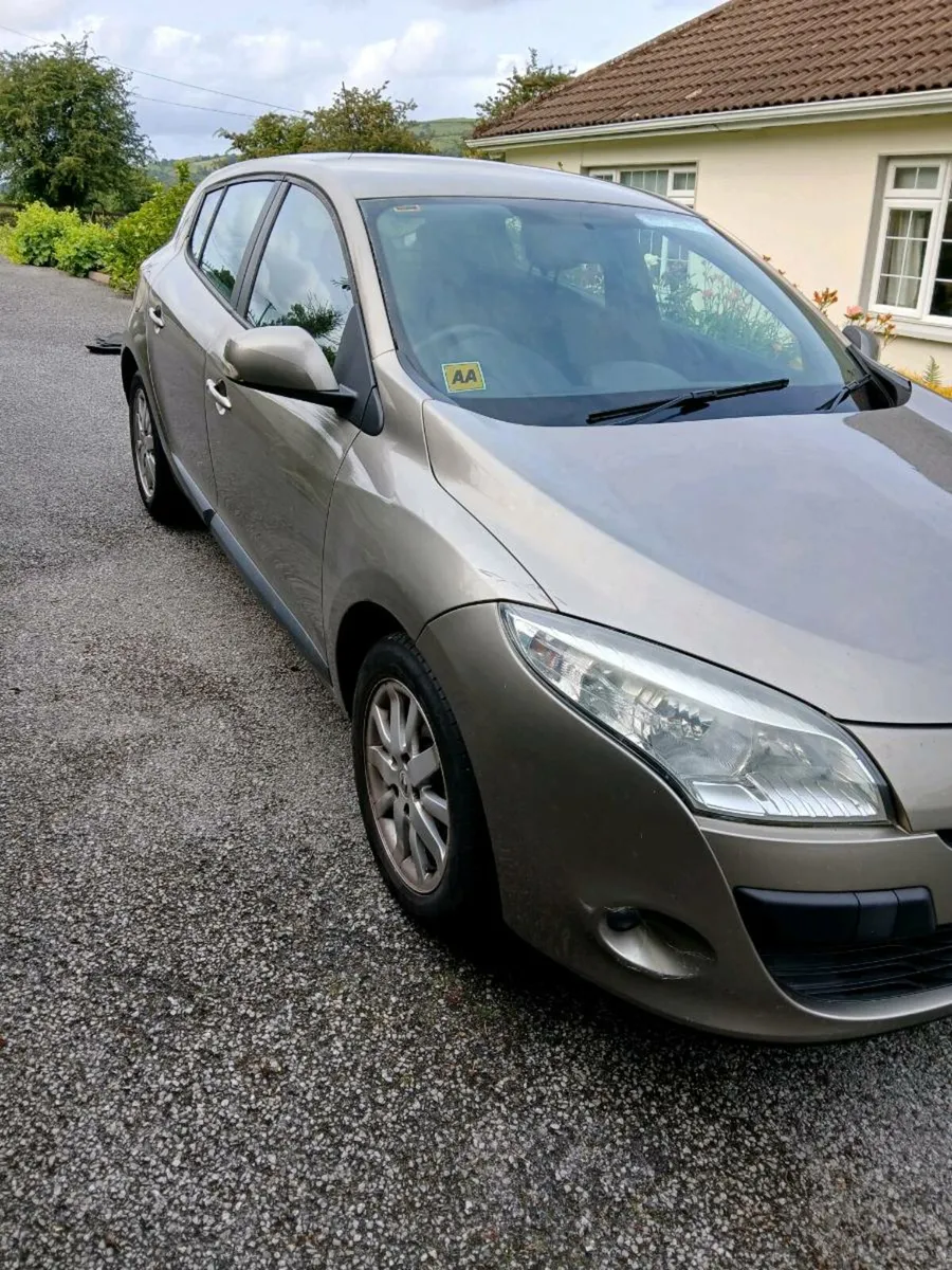 Car - Image 2