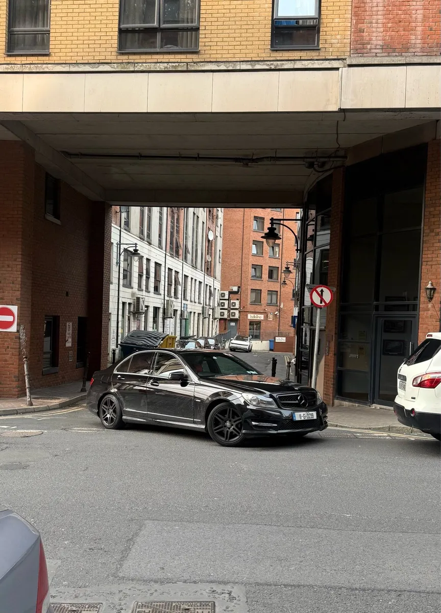 Mercedes-Benz AMG - Image 3