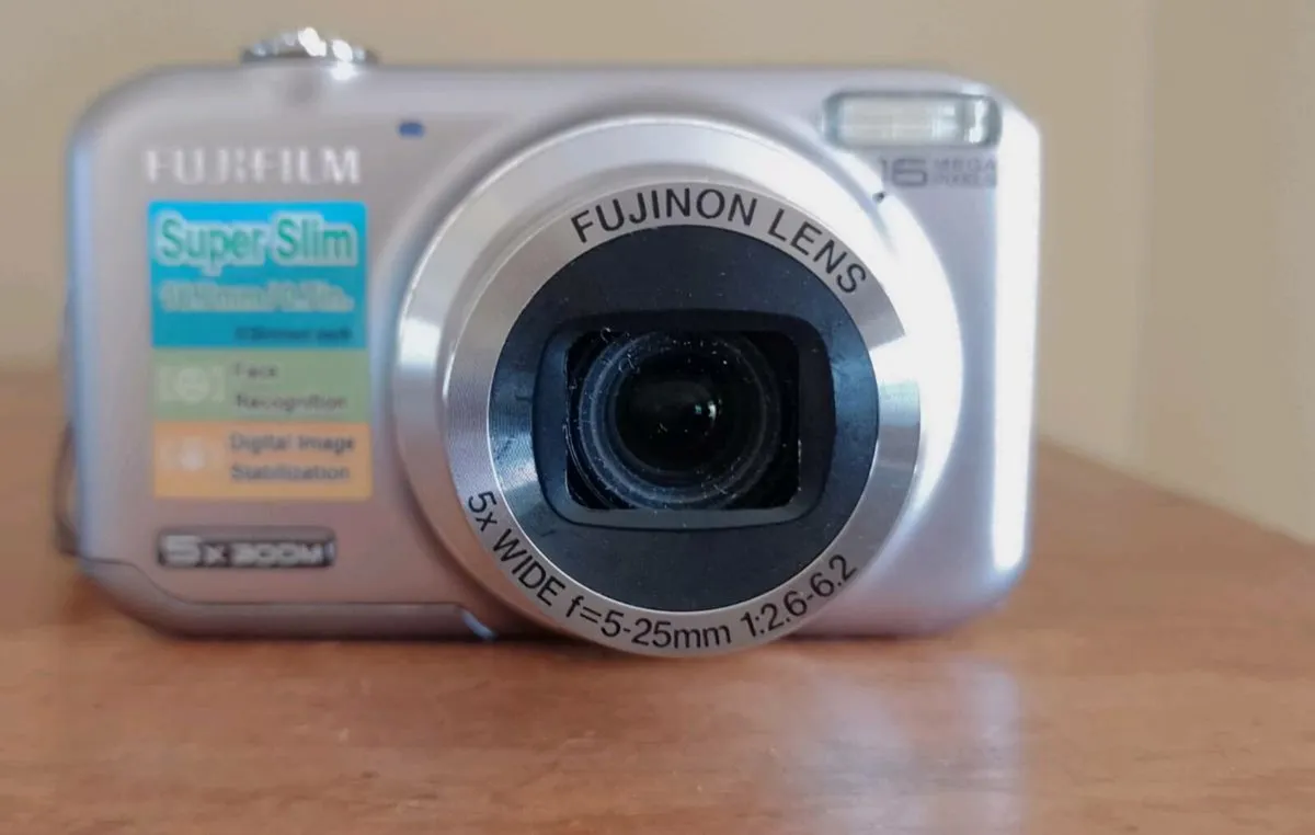 Fuji Finepix digital camera. - Image 2