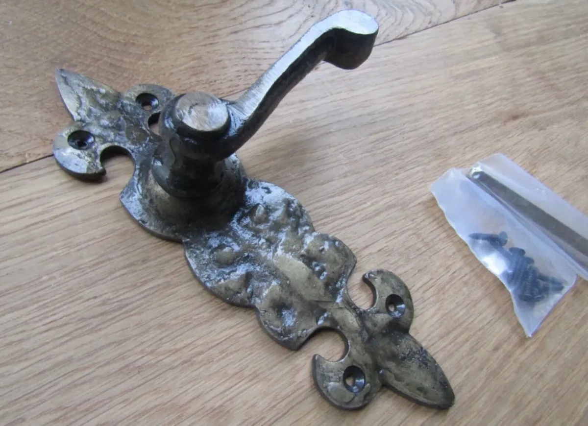 2 x Cast Iron Lever Mortice Retro Door Handles - Image 3