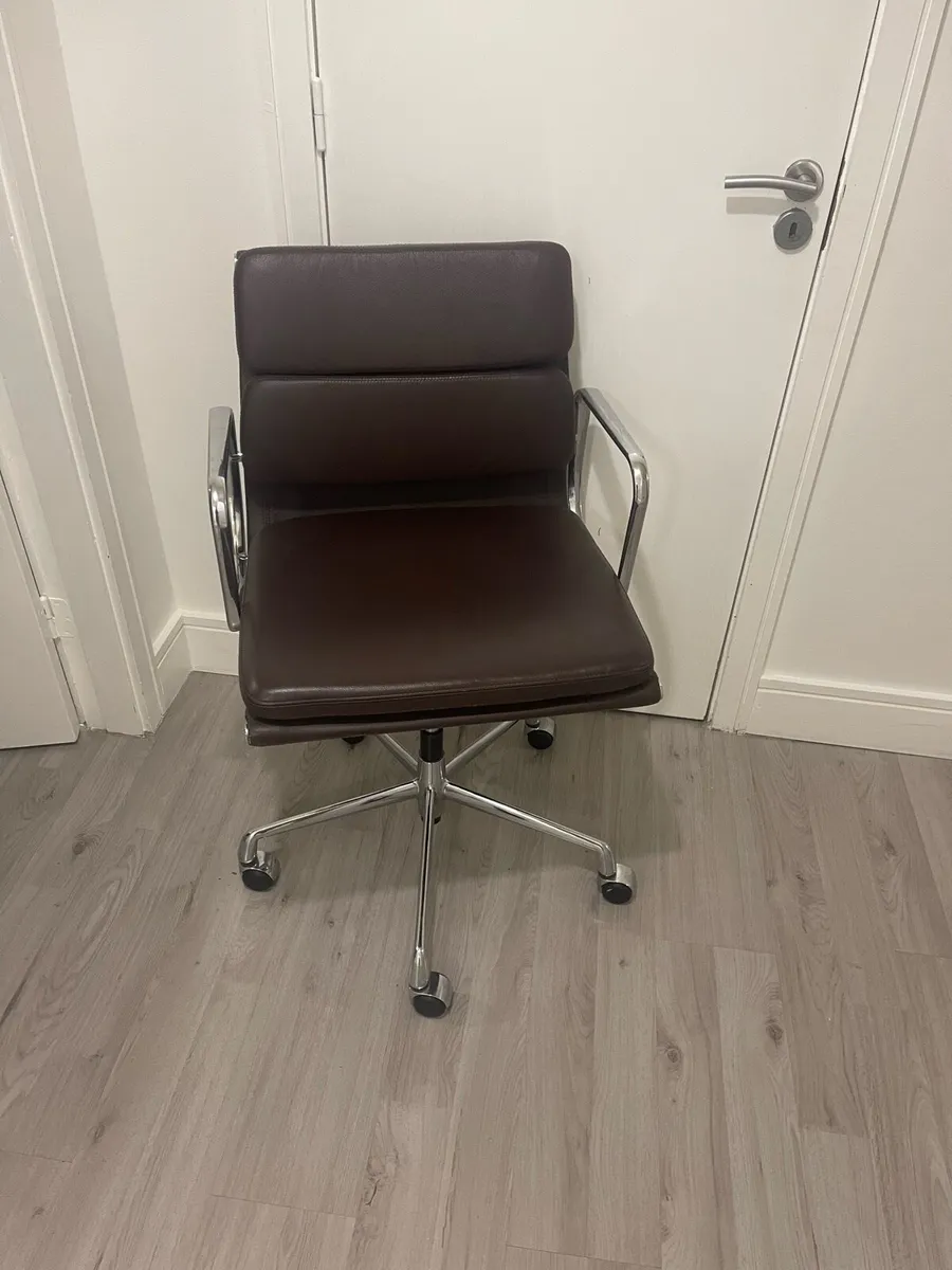 Eames Style EA217 Office Chair - Image 1
