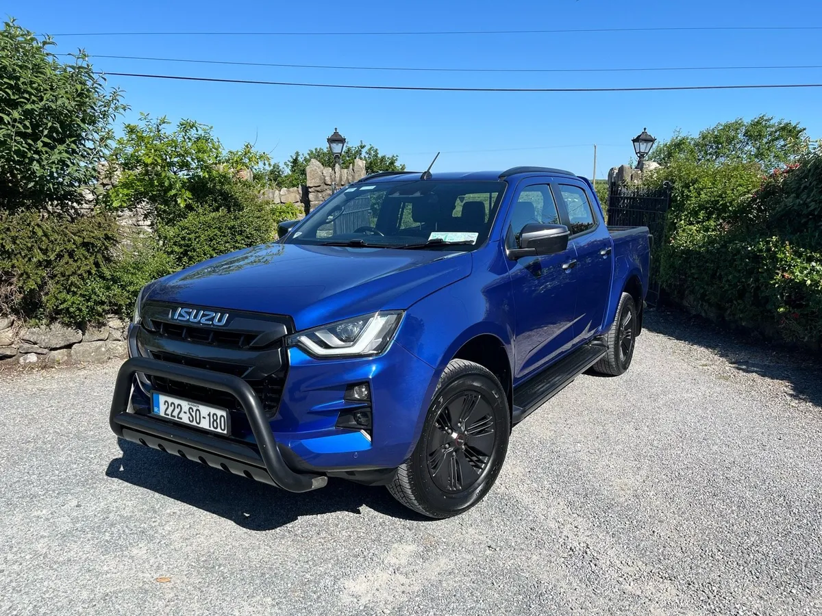 Isuzu Dmax 2022 LSE Manual - Image 1
