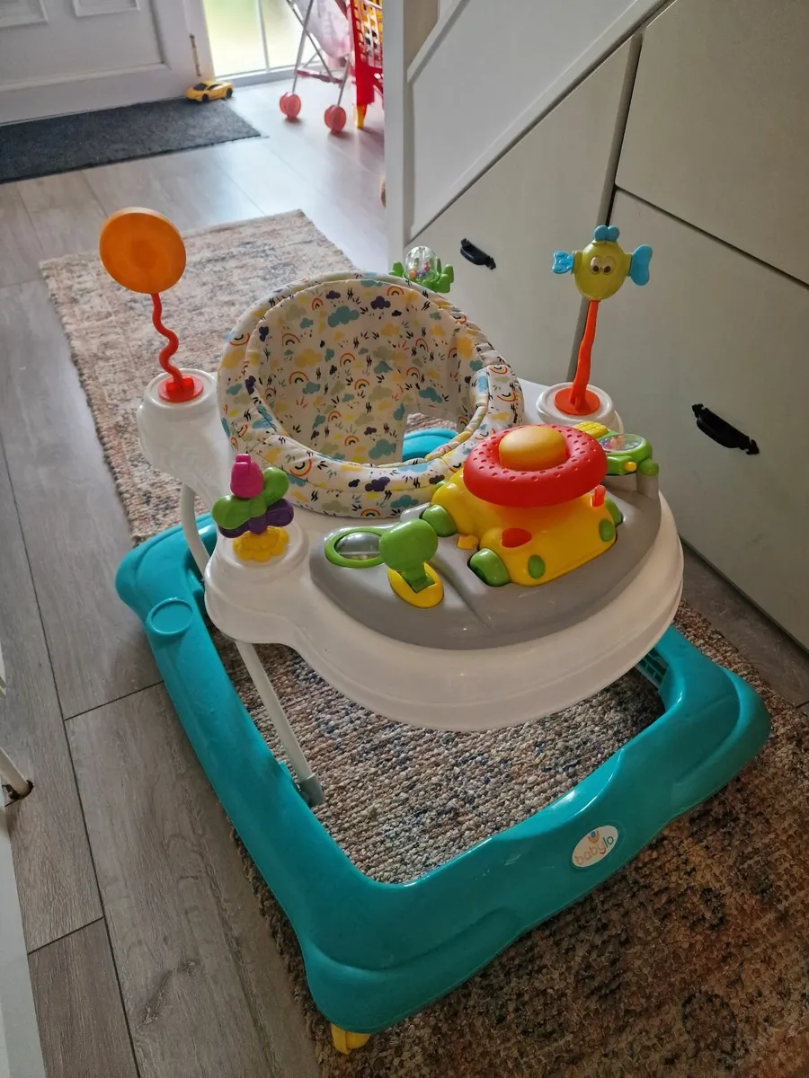 Baby walker - Image 1