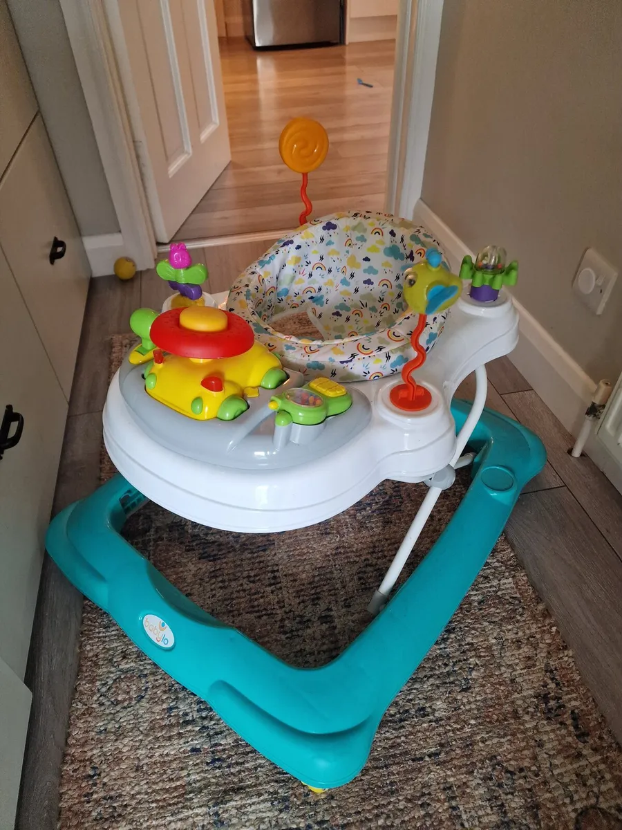 Baby walker - Image 2