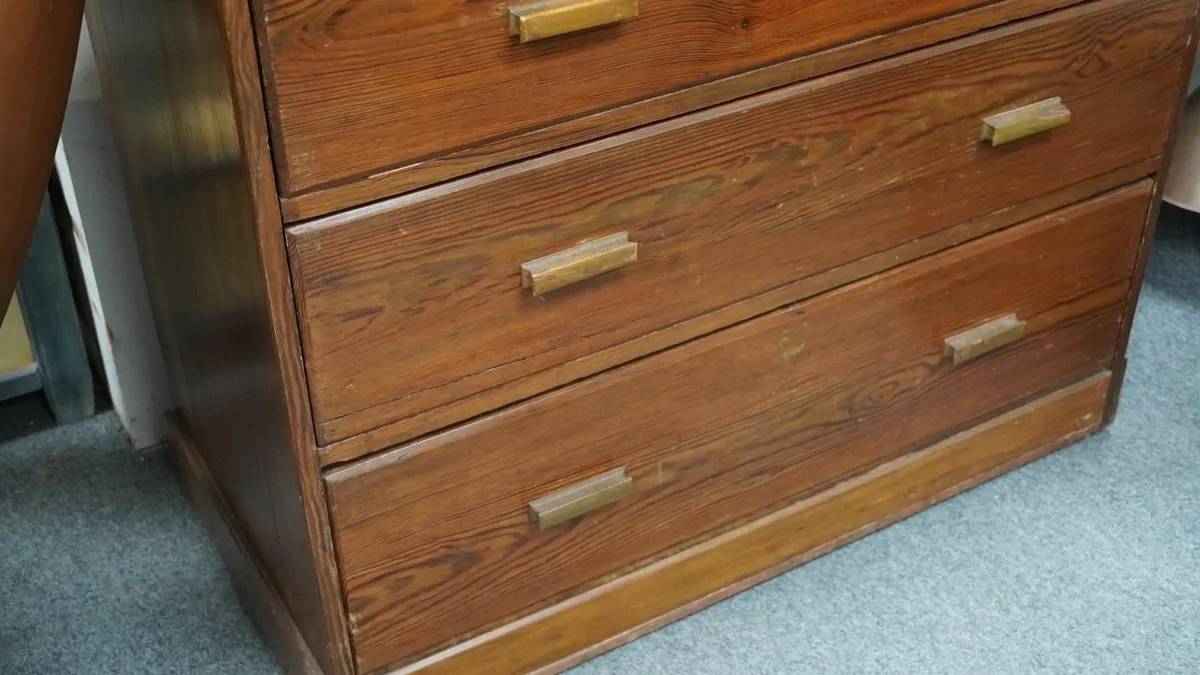 🪵Vintage Pine Chest of Drawers - Image 4