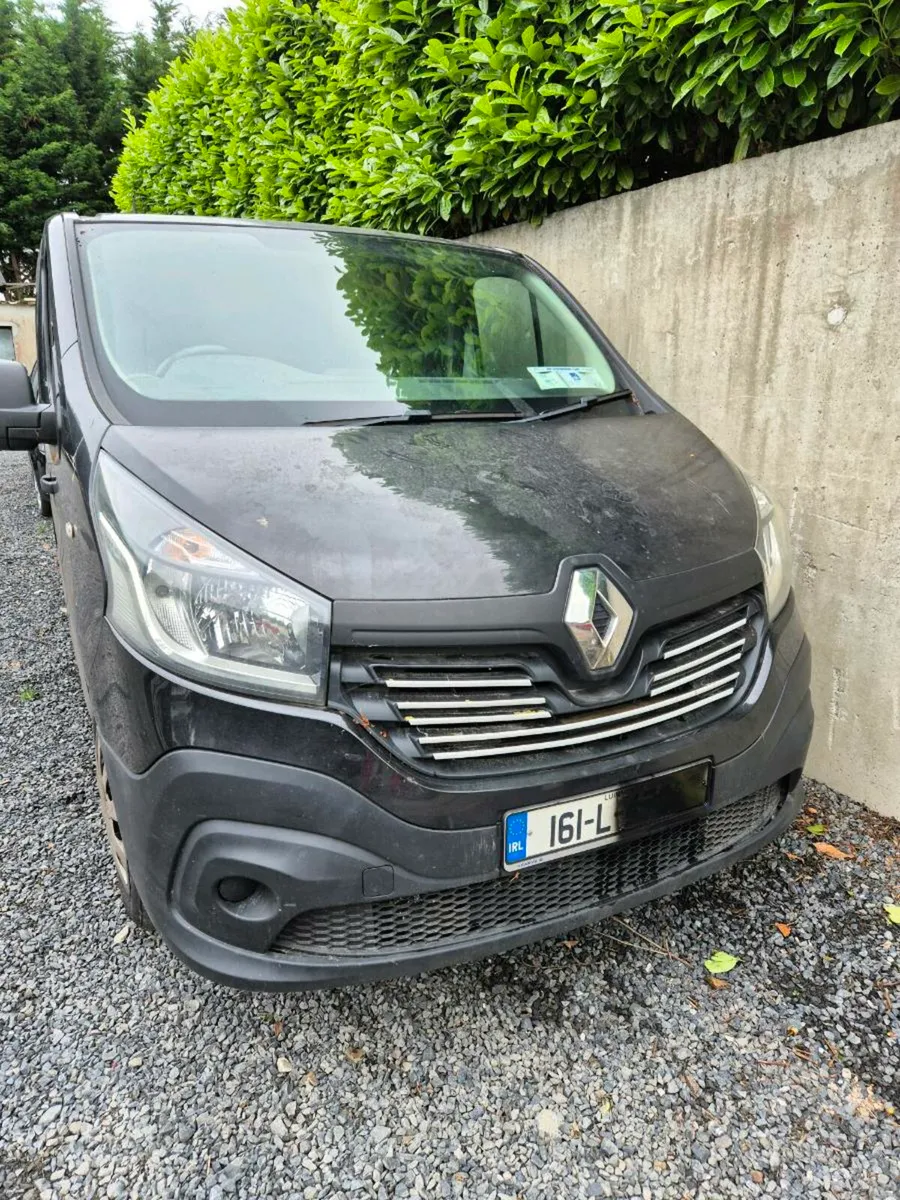 2016 Renault Trafic - Image 2
