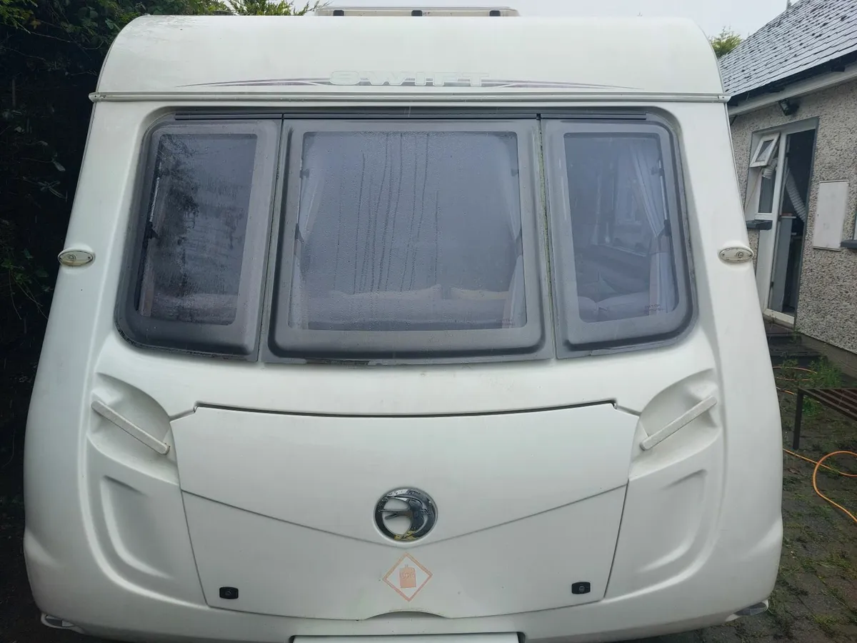 Caravan - Image 4