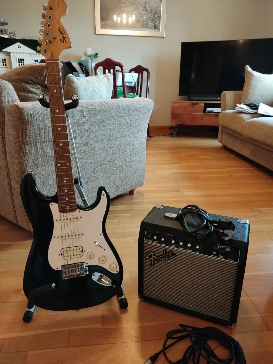Fender Squire electric guitar . - Image 1