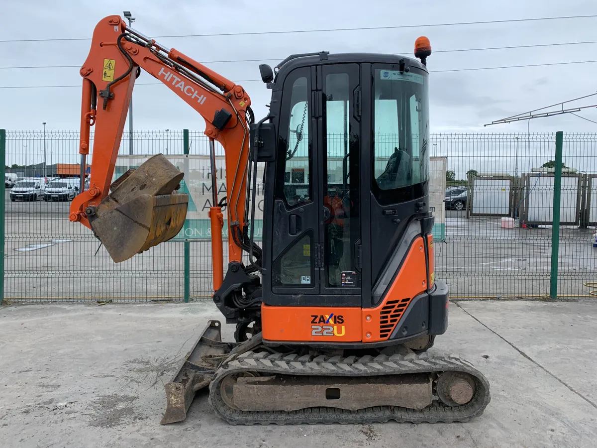 BID ONLINE NOW - 2014 HITACHI ZX22 EXCAVATOR - Image 2