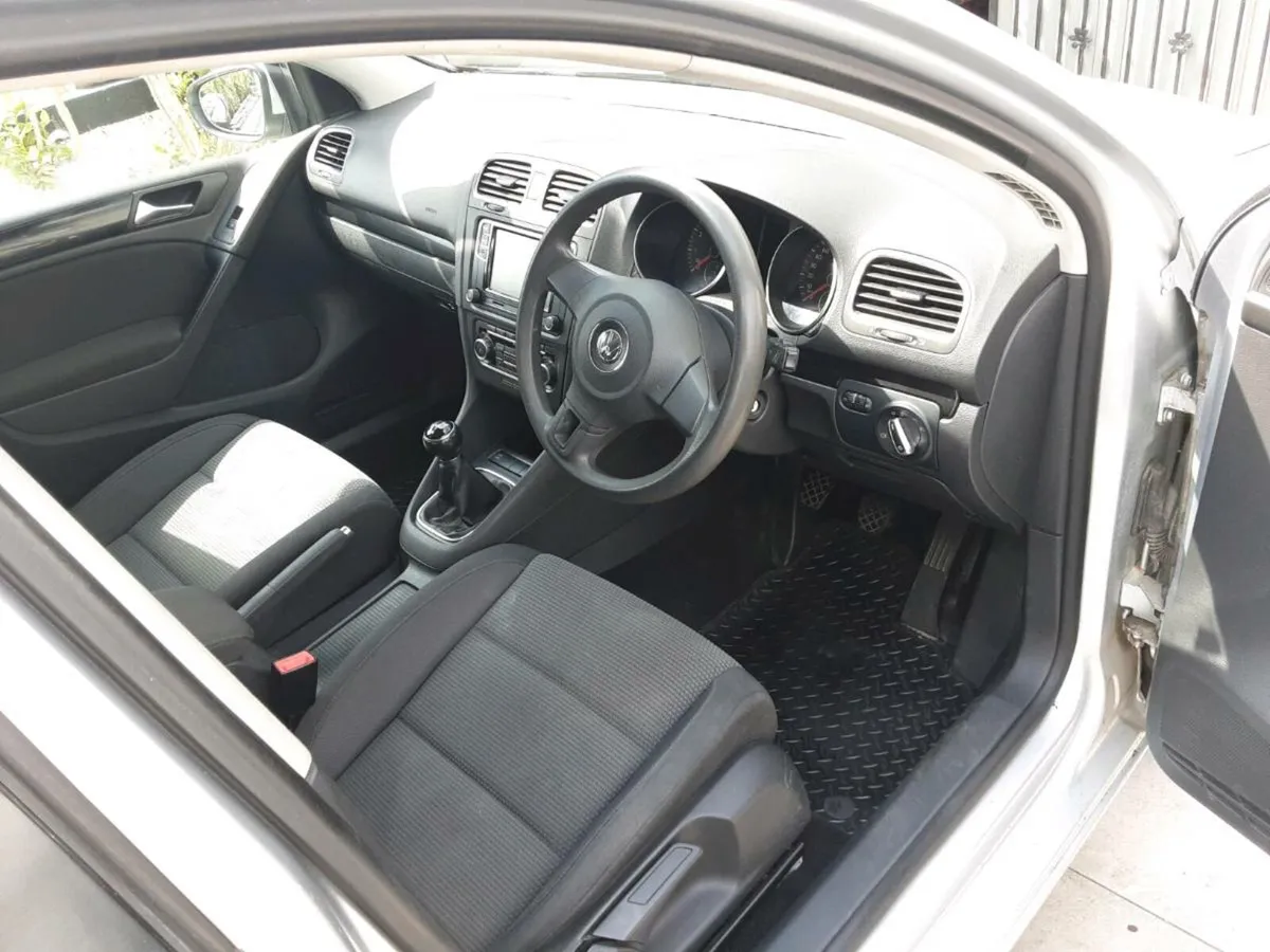 Vw golf just ncted - Image 4