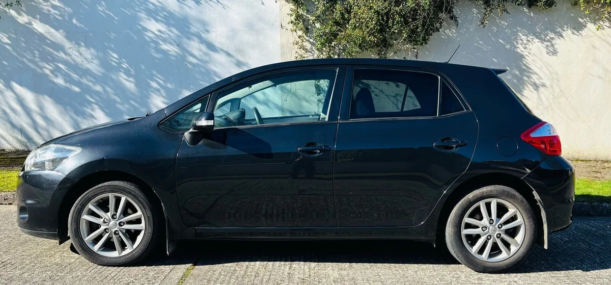 |Deposit Taken|Toyota Auris 1.4 Diesel 122,000kms - Image 4