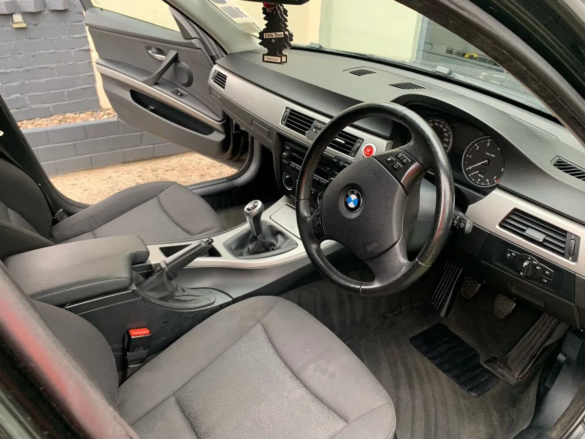 BMW E90 316i *NCT TILL JAN 26* *Read full Ad* - Image 1