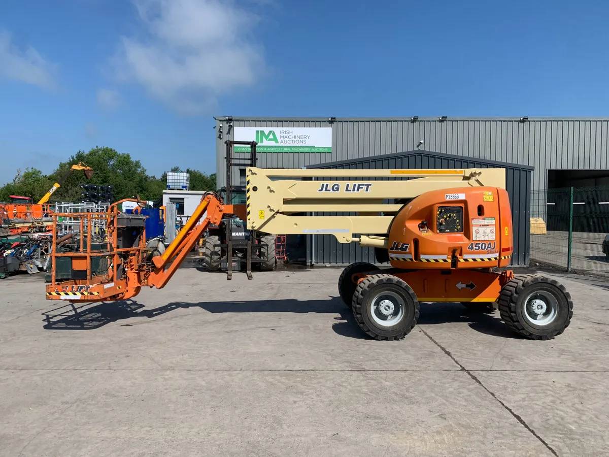 BID ONLINE NOW - 2004 JLG 450AJ DIESLE BOOM LIFT - Image 3