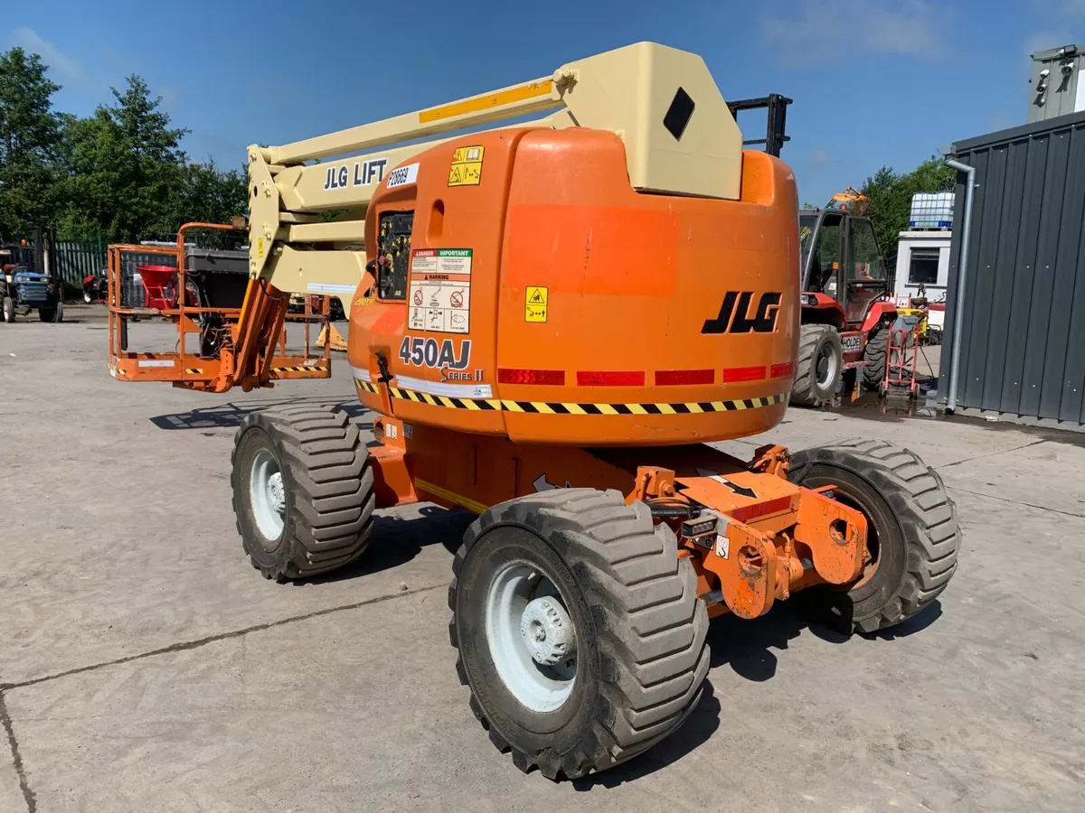 BID ONLINE NOW - 2004 JLG 450AJ DIESLE BOOM LIFT - Image 4