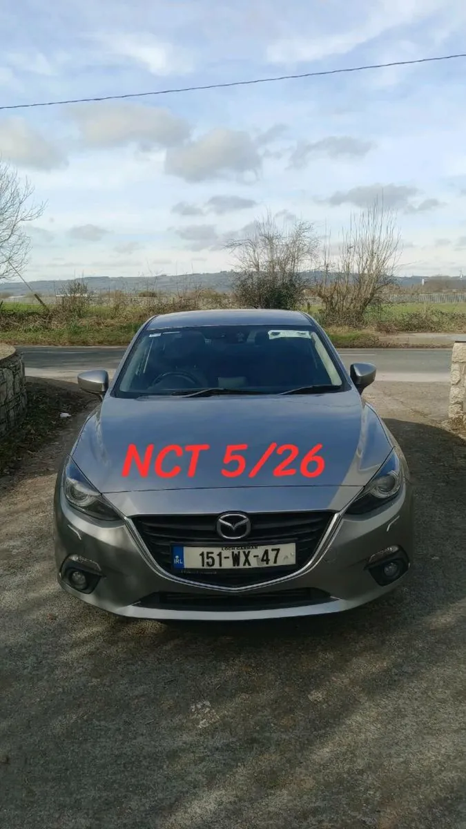 2015 Mazda 3 diesel - Image 1