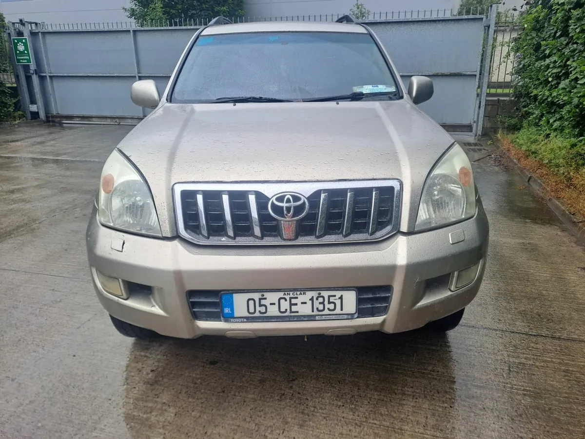 Toyota Land Cruiser 2005 - Image 3