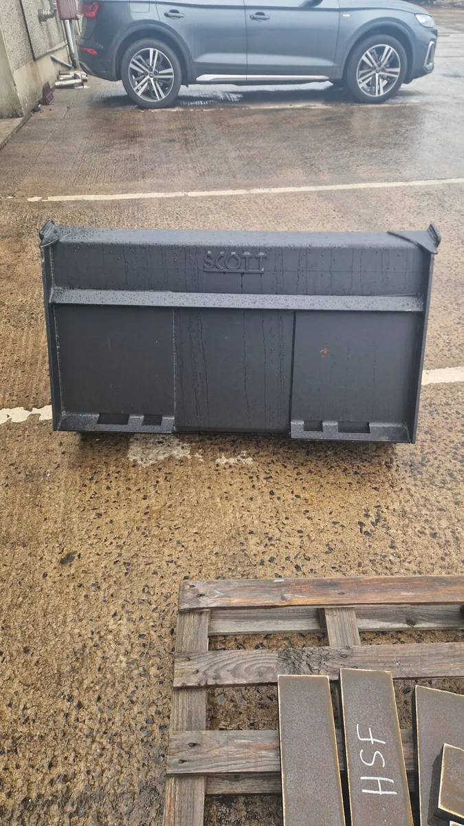 4ft bucket to suit Bobcat /Skidsteer - Image 3