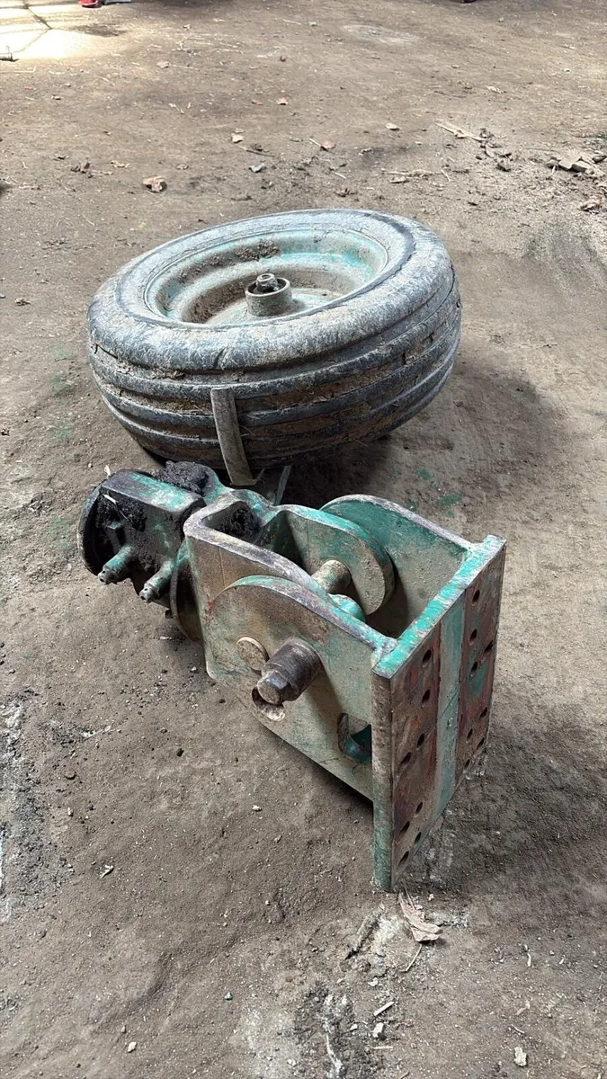 Kverneland Reversible Plough Wheel - Image 1