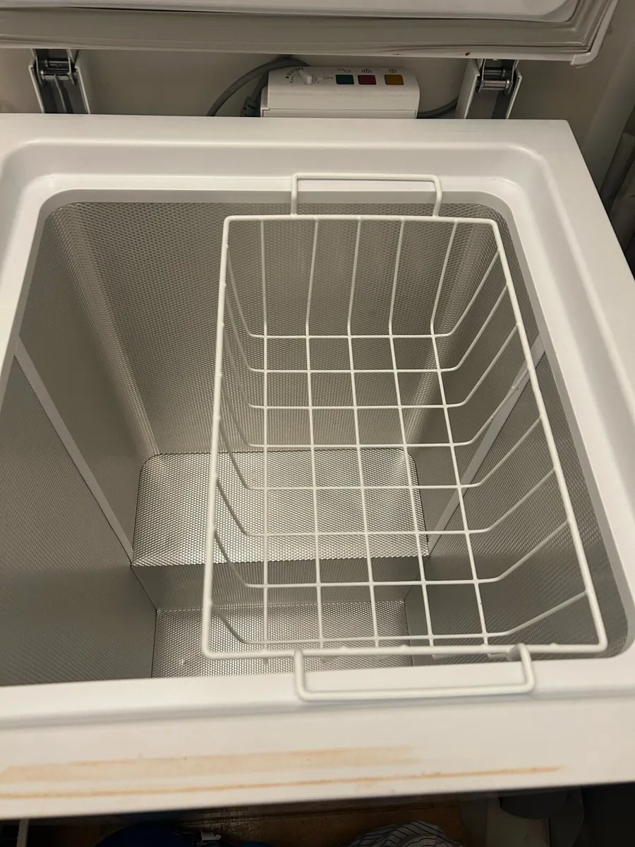 Small freezer - Image 1