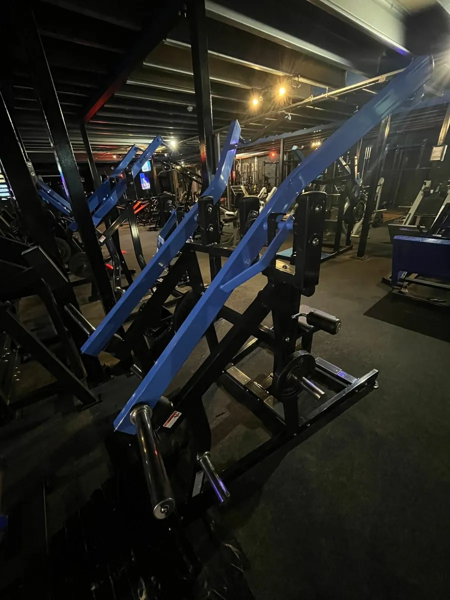 USA HS Isolateral Pulldown - Image 3