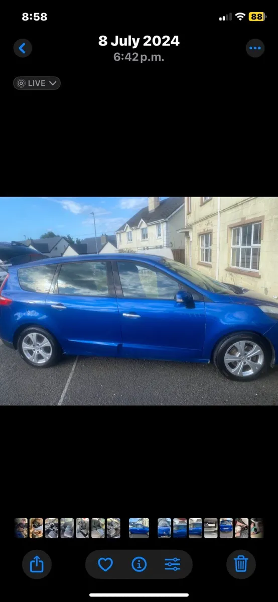 Renault Grand Scenic 2012 - Image 1