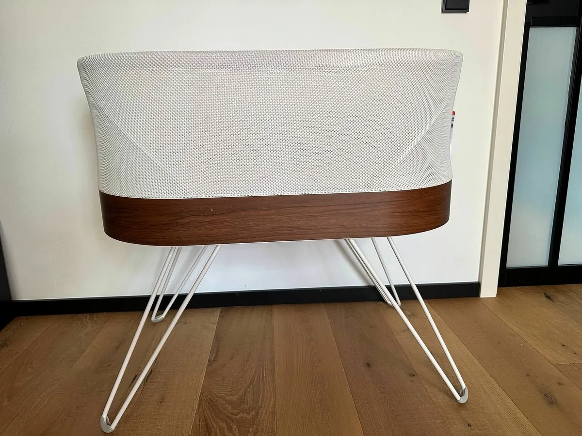 Mint SNOO Smart Sleeper Bed Warranty with Extras - Image 2