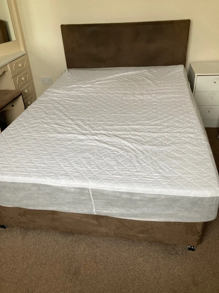 Double and Single bed - Image 1