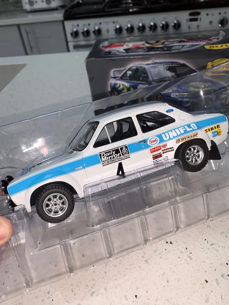 Ford escort mk1 rs 1600 1/18 - Image 4