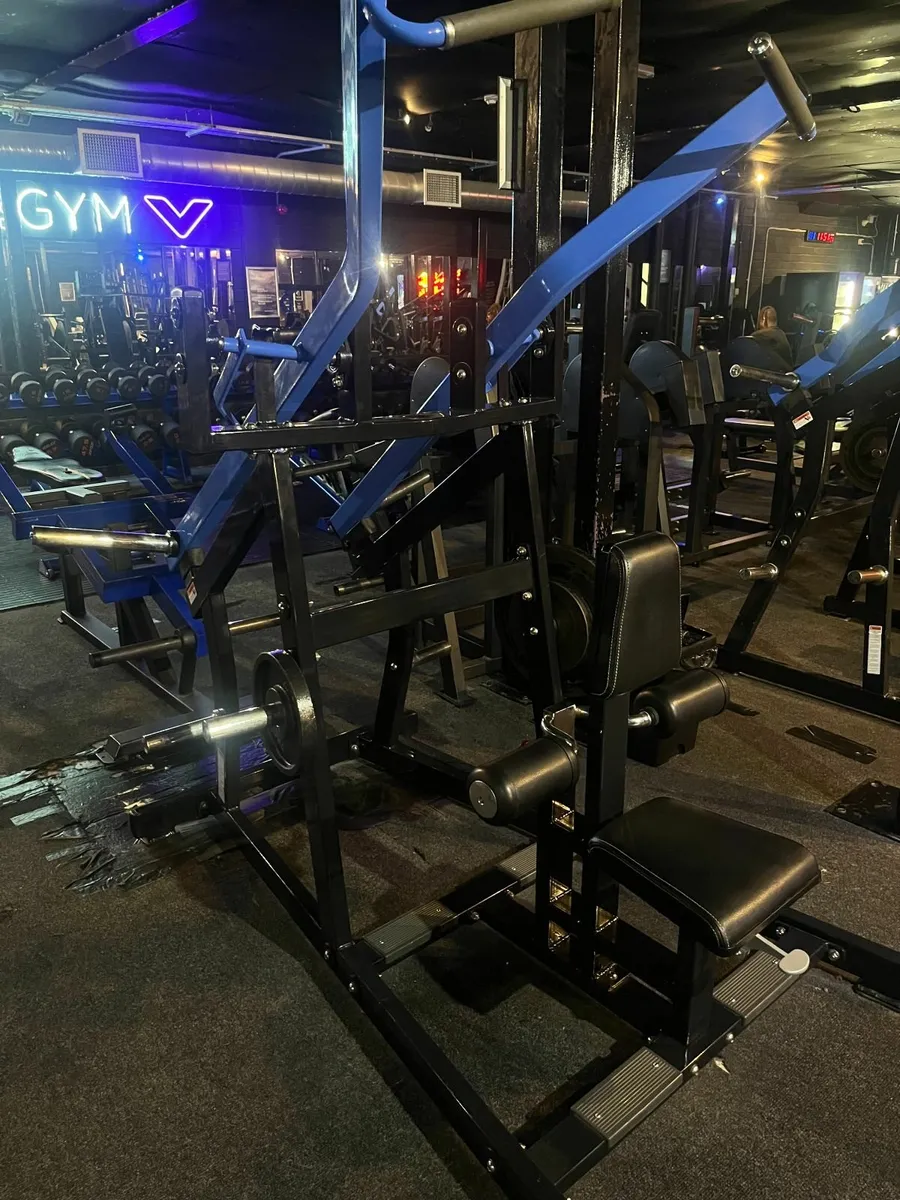 USA HS Isolateral Pulldown - Image 1