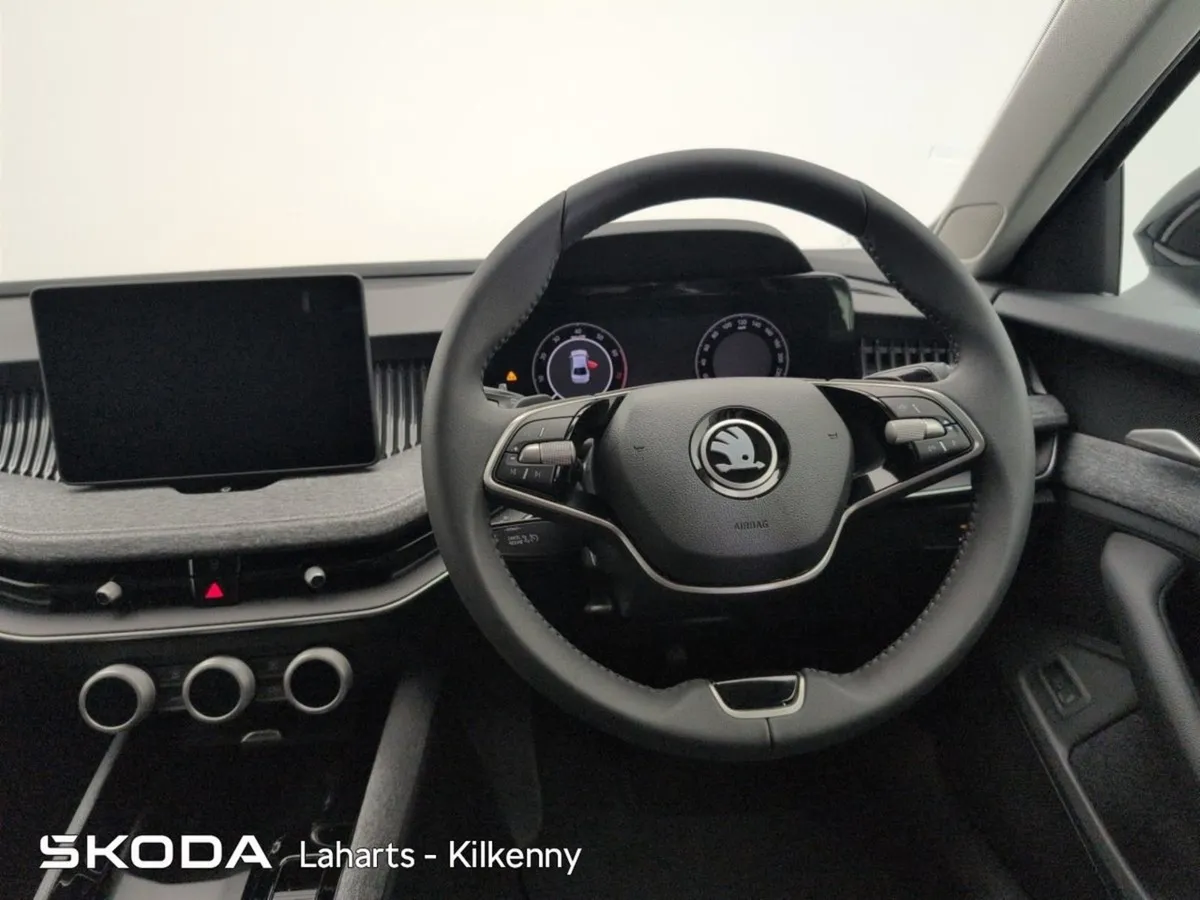Skoda Superb Selection 1.5tsi 150HP DSG - Image 4