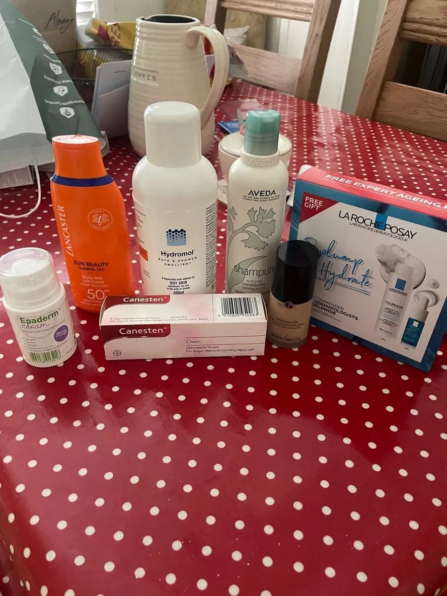 beauty hamper, Armani, Lancaster, La Roche posay - Image 1