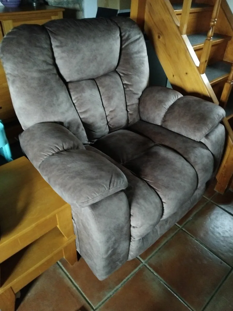 Recliner chair