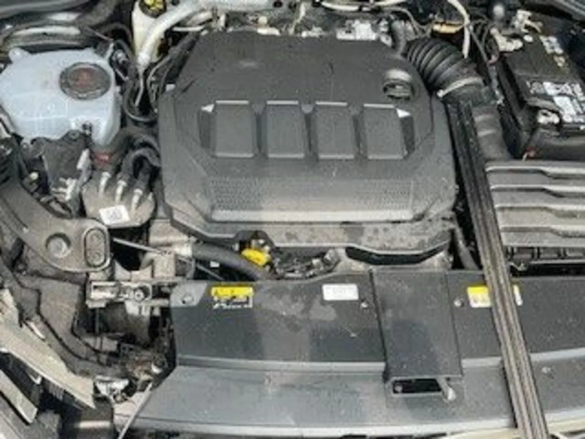 2024 VW T ROC  2.0 TDI **PARTS ONLY** - Image 3