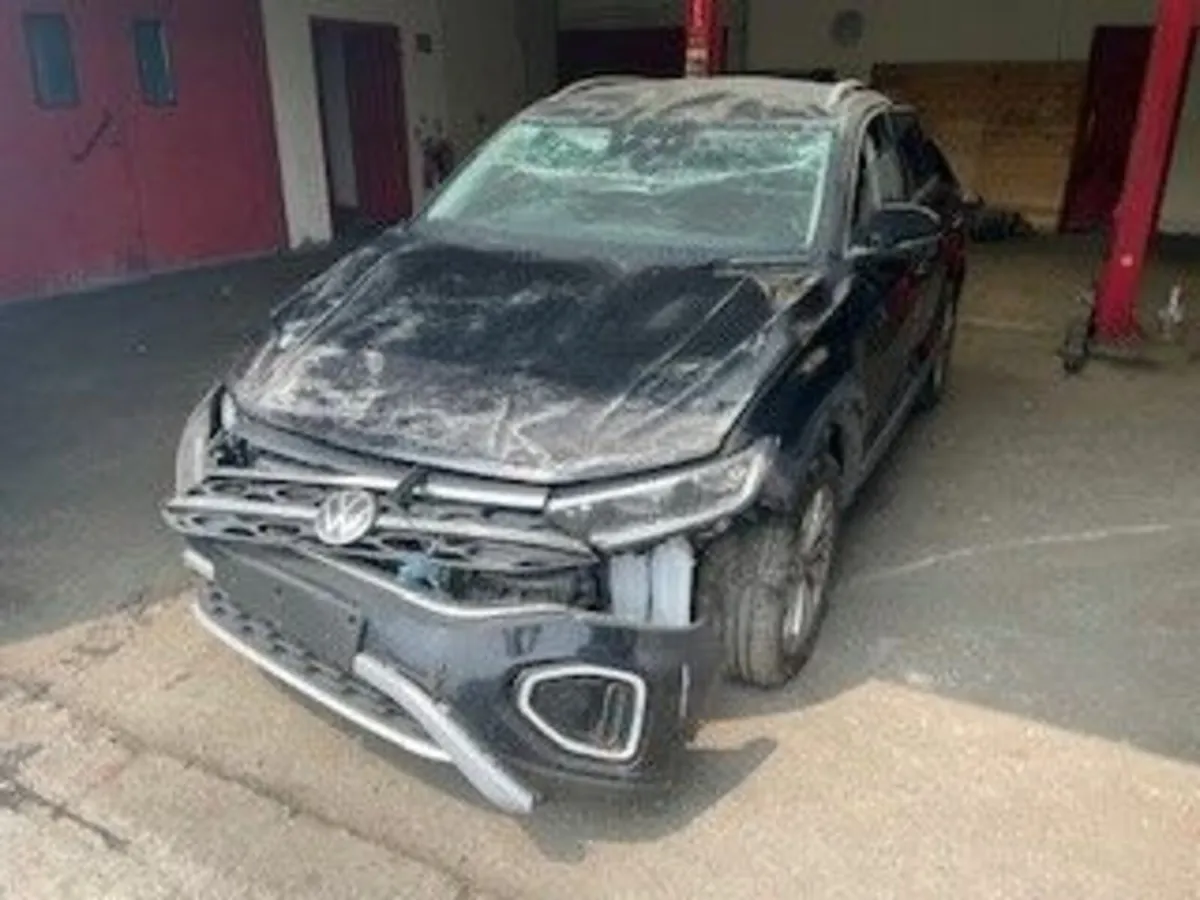 2024 VW T ROC  2.0 TDI **PARTS ONLY** - Image 1
