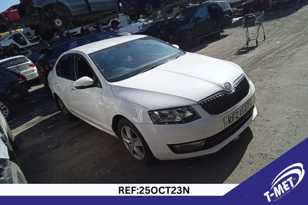 2013 SKODA OCTAVIA BREAKING FOR PARTS - Image 3