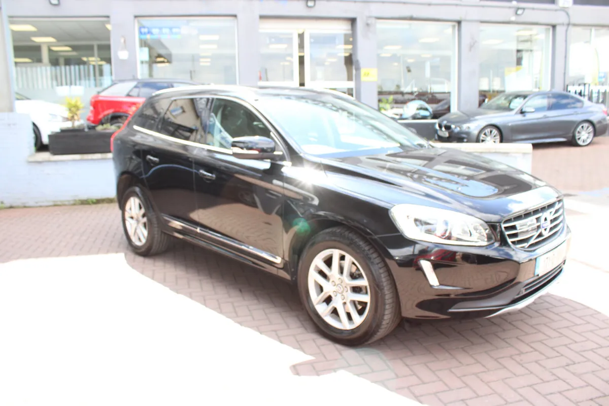 VOLVO XC60 2017 - Image 1