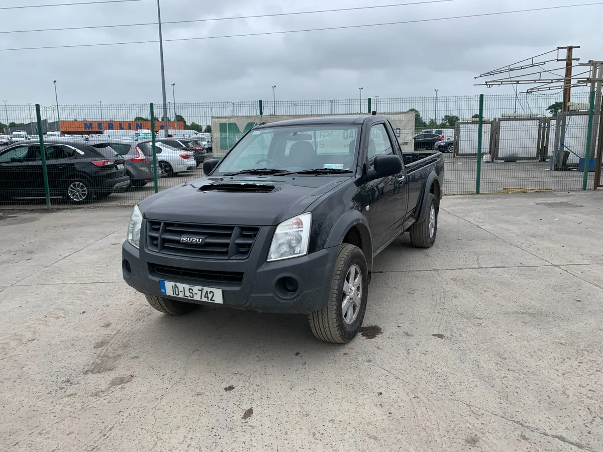 BID ONLINE NOW - 2010 ISUZU D-MAX 2.5TD FOR AUCT - Image 1